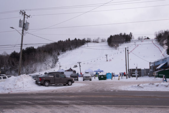 This program gives students an easy reliable way to get to and from the ski hill without having to worry about parking!